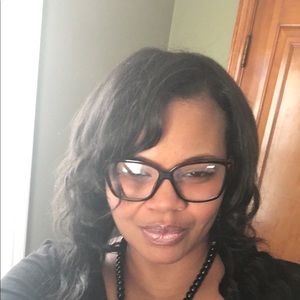 Meet your Posher, Alisha